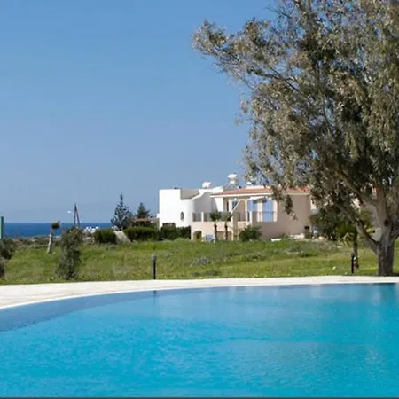 Lägenhet King's Palace - Very Spacious 1 Bed Paphos