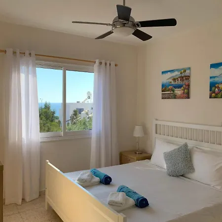 King's Palace - Very Spacious 1 Bed *