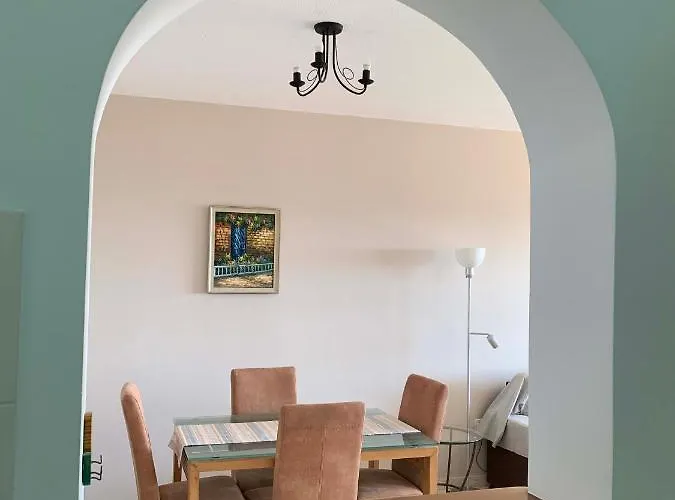 Apartmán King's Palace - Very Spacious 1 Bed Paphos