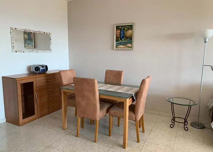 King's Palace - Very Spacious 1 Bed Daire